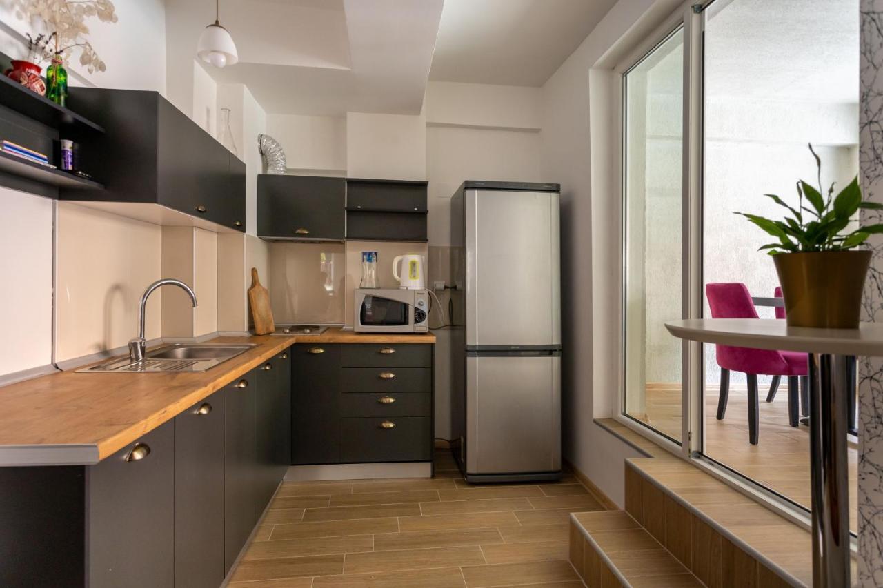 Hostel Denica Skopje Eksteriør bilde