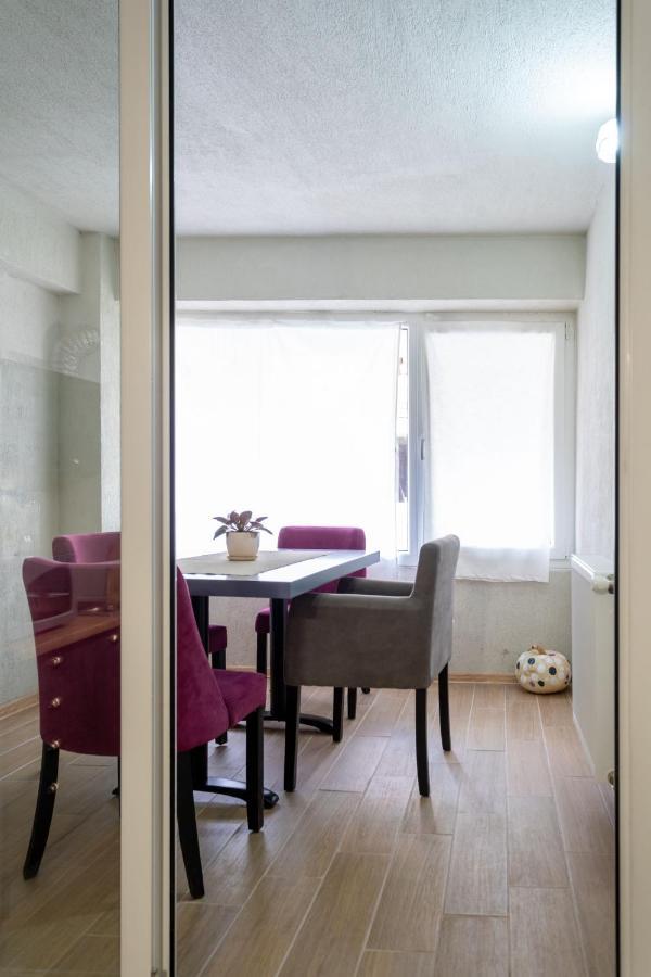 Hostel Denica Skopje Eksteriør bilde