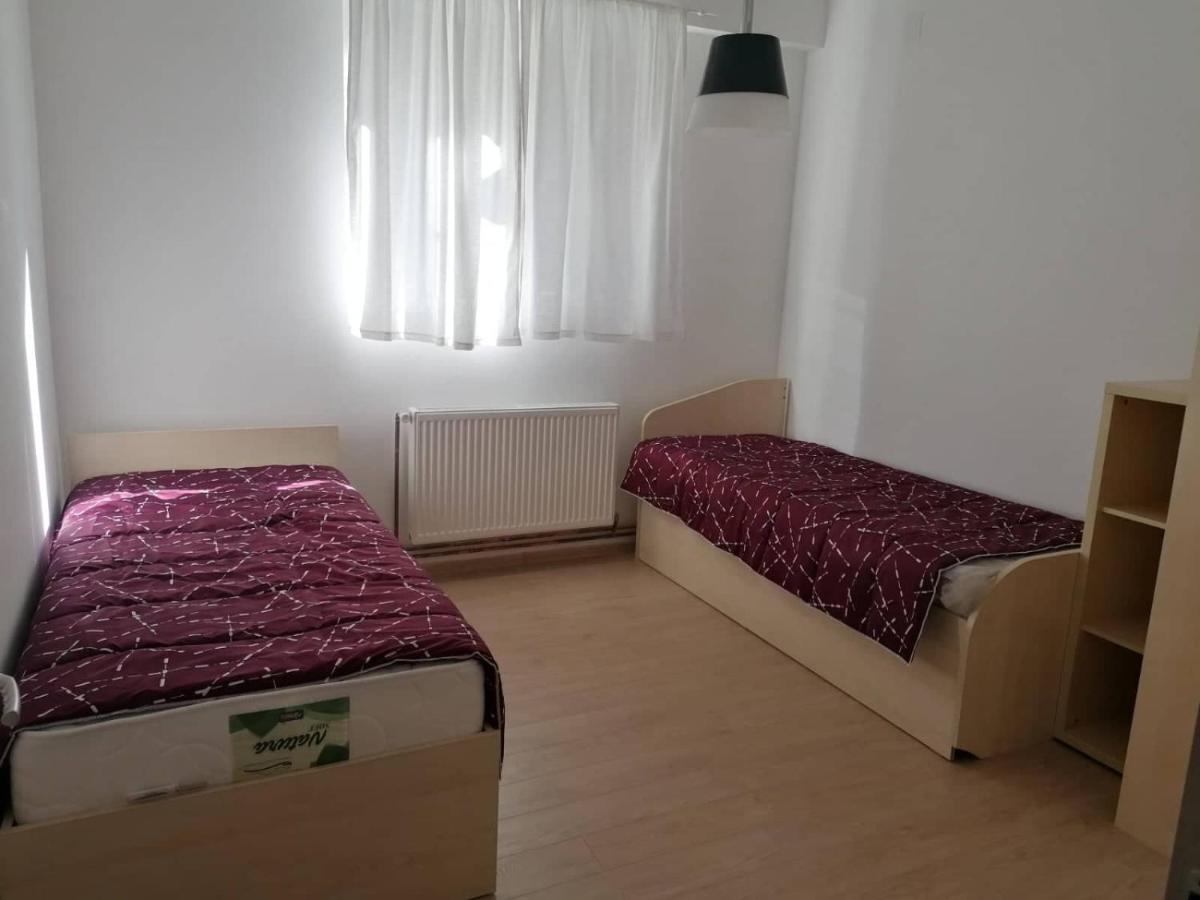Hostel Denica Skopje Eksteriør bilde