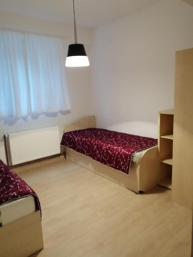 Hostel Denica Skopje Eksteriør bilde